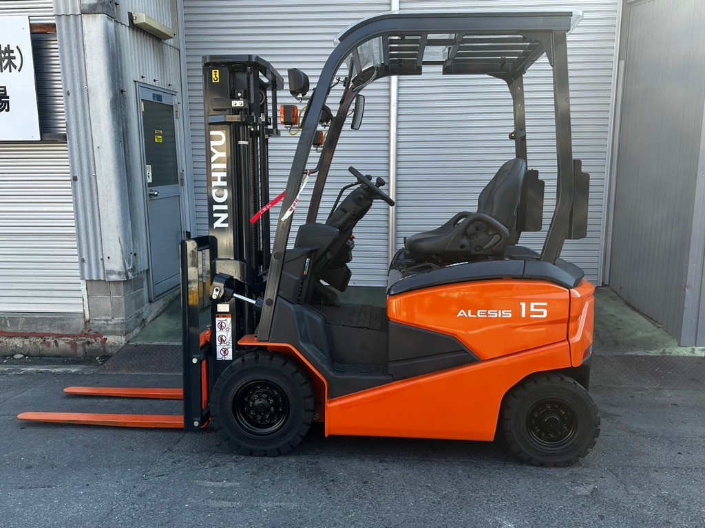 ニチユ中古フォークリフト【FB15P-80-300】［No.194］使用時間少なめ！！屋内作業活躍間違いなしのバッテリー車