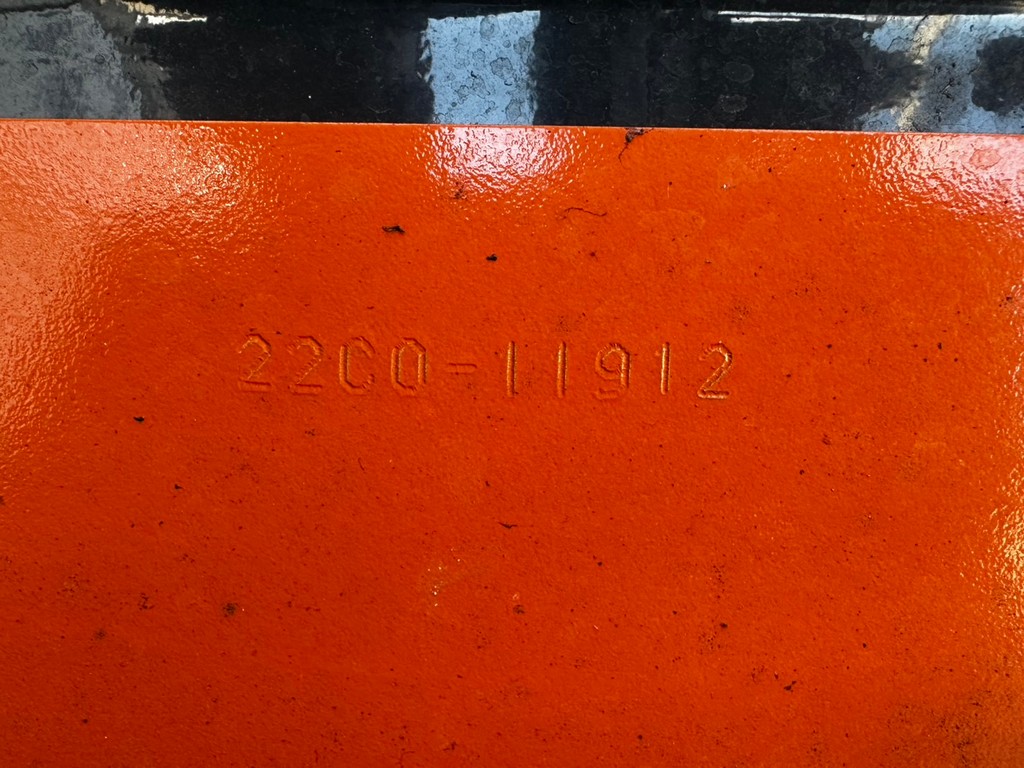 ニチユ中古フォークリフト【FB15P-80-300】［No.194］使用時間少なめ！！屋内作業活躍間違いなしのバッテリー車
