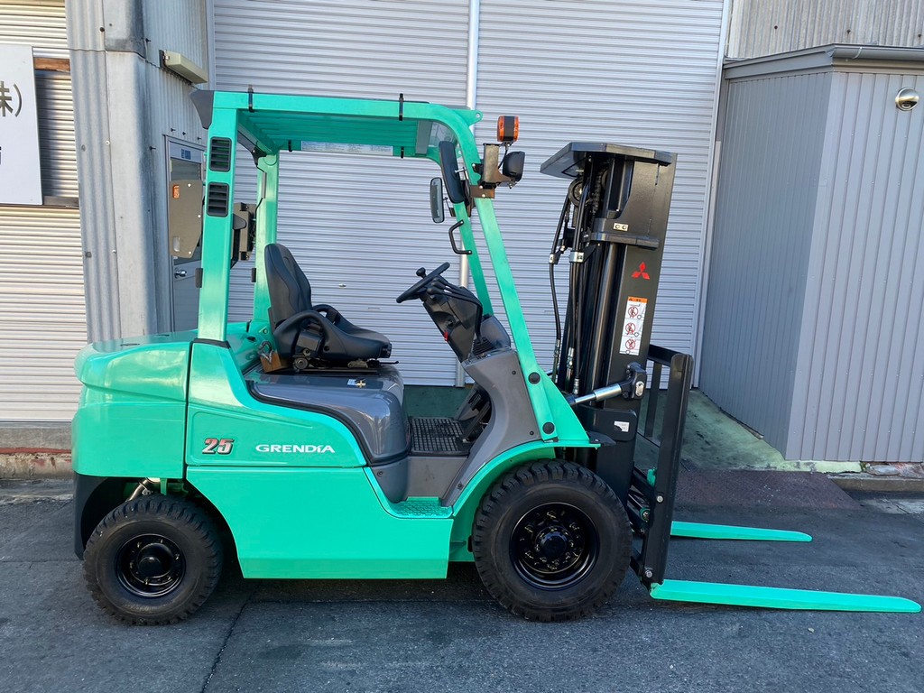 三菱中古フォークリフト【KFDE25T】[No.26]最大揚高4.3ｍで高所作業に最適！