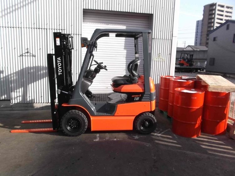 トヨタ中古フォークリフト【7FB15】　人気のトヨタ製バッテリーカウンター　お買い得！
