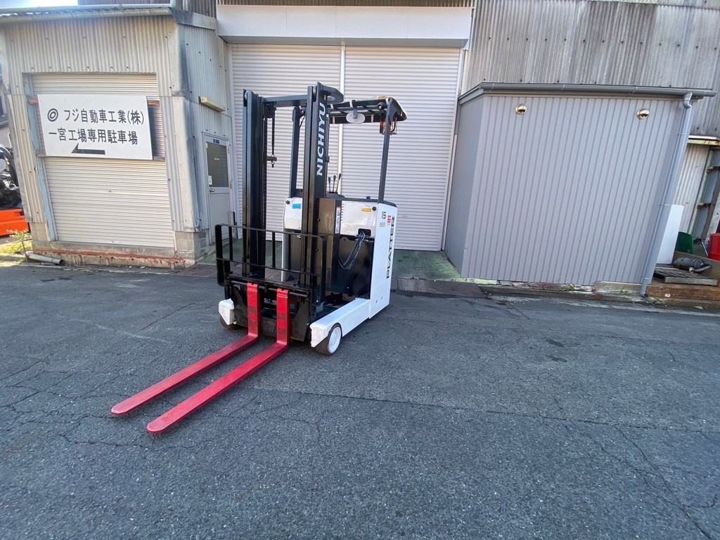 ニチユ中古フォークリフト【FBRM15-80-300】［No.61］人気のバッテリーリーチ！