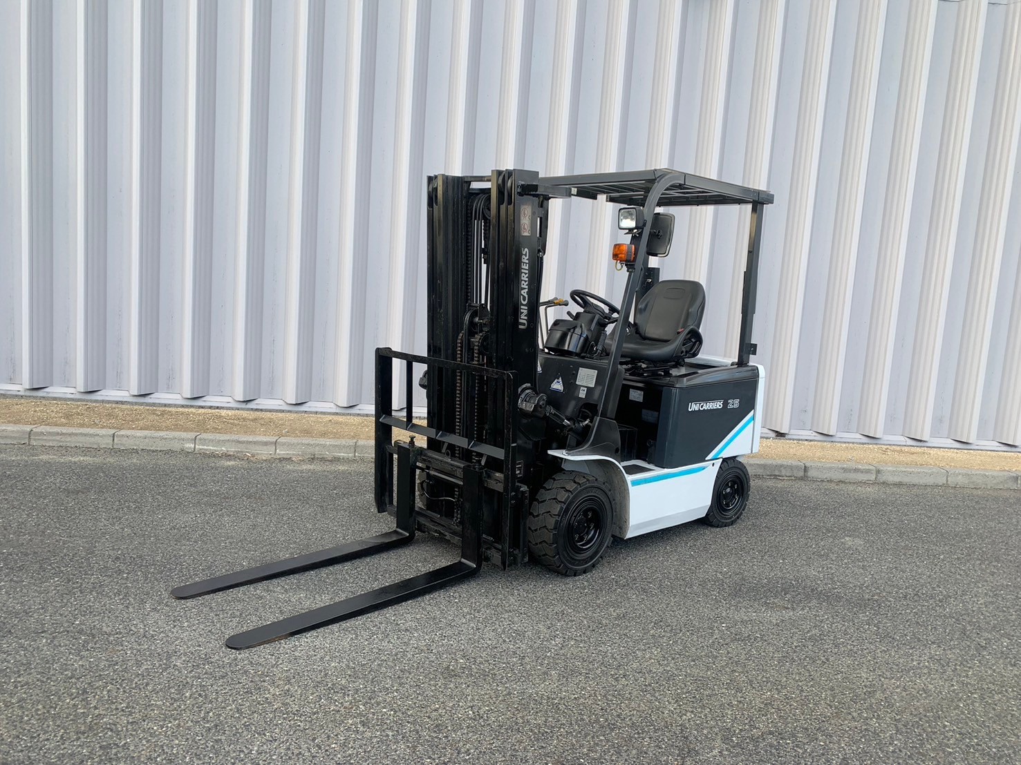 ユニキャリア【FB25-8】中古フォークリフト
