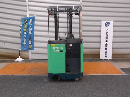 トヨタ中古フォークリフト【7FBR15】　サイドシフト付で作業時間短縮！！