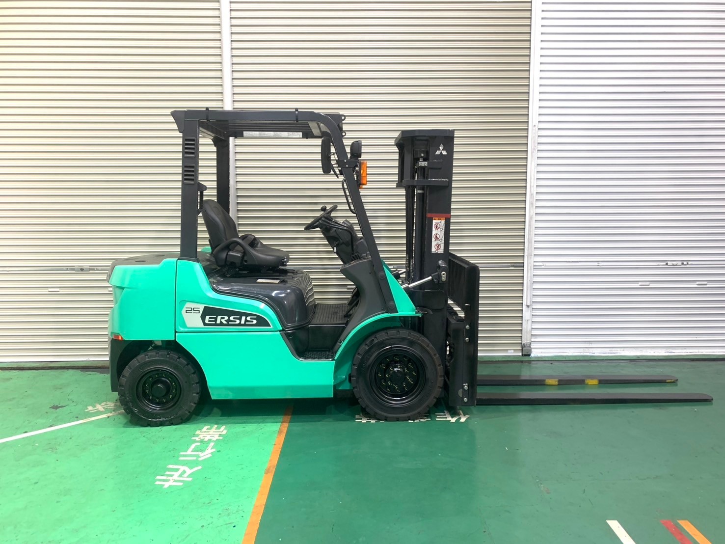 三菱中古フォークリフト【FDE25P-T】［No.180］使用時間少な目