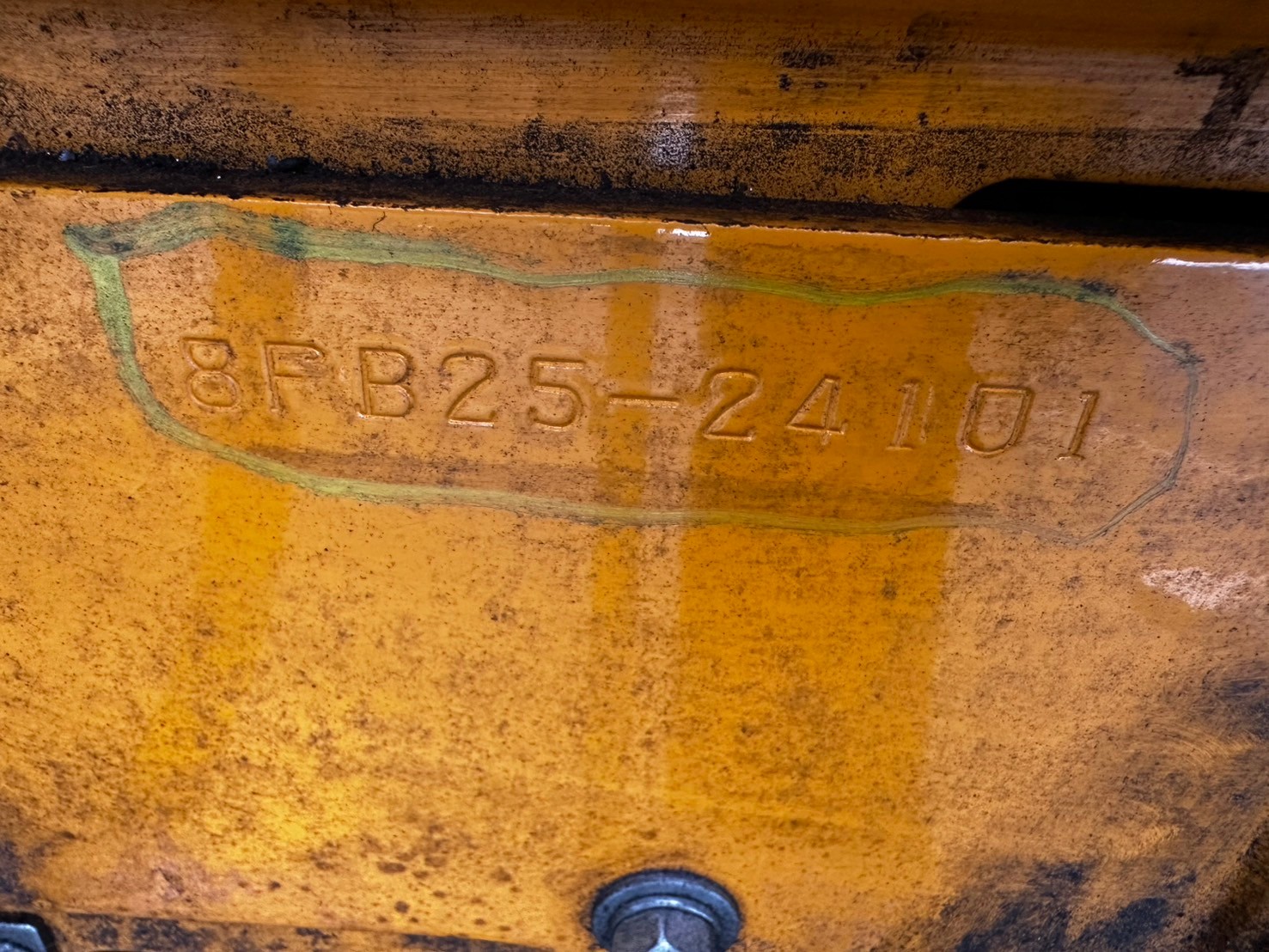 トヨタ中古フォークリフト【8FB25】［No.232］　2020年式の人気バッテリー車