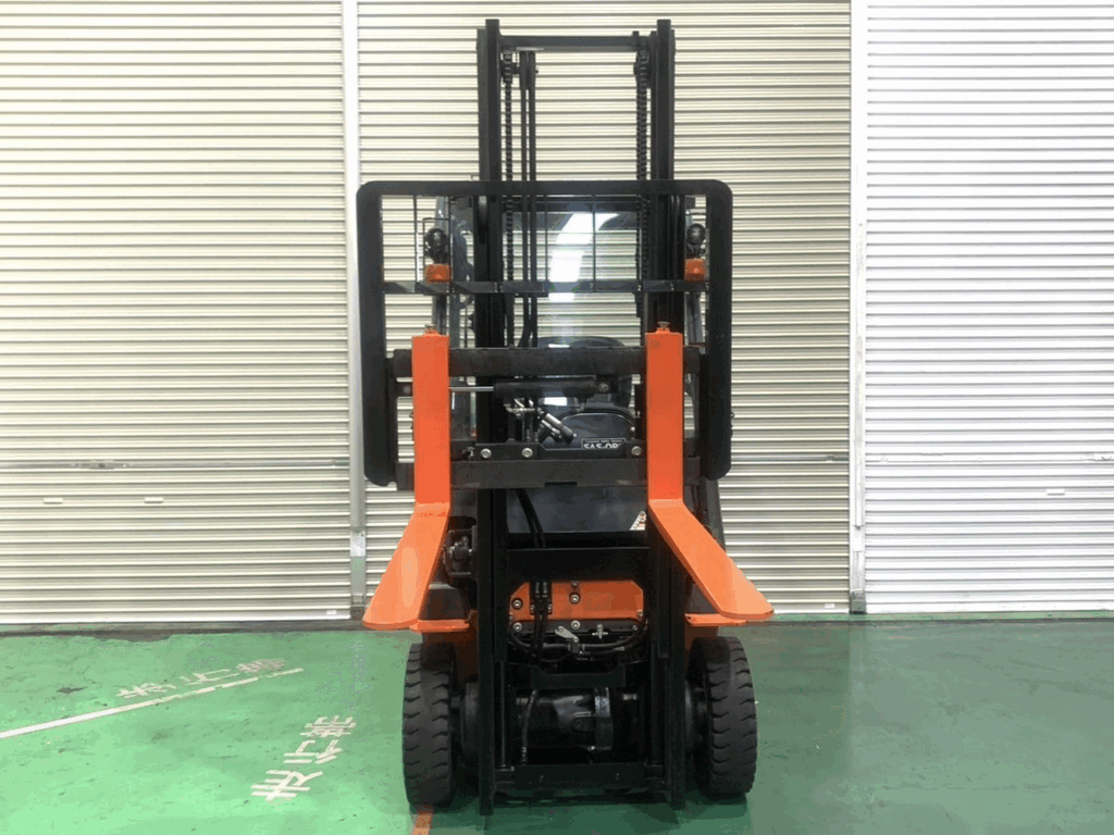 トヨタ中古フォークリフト【8FBH15】［No.251］高年式・使用時間少な目