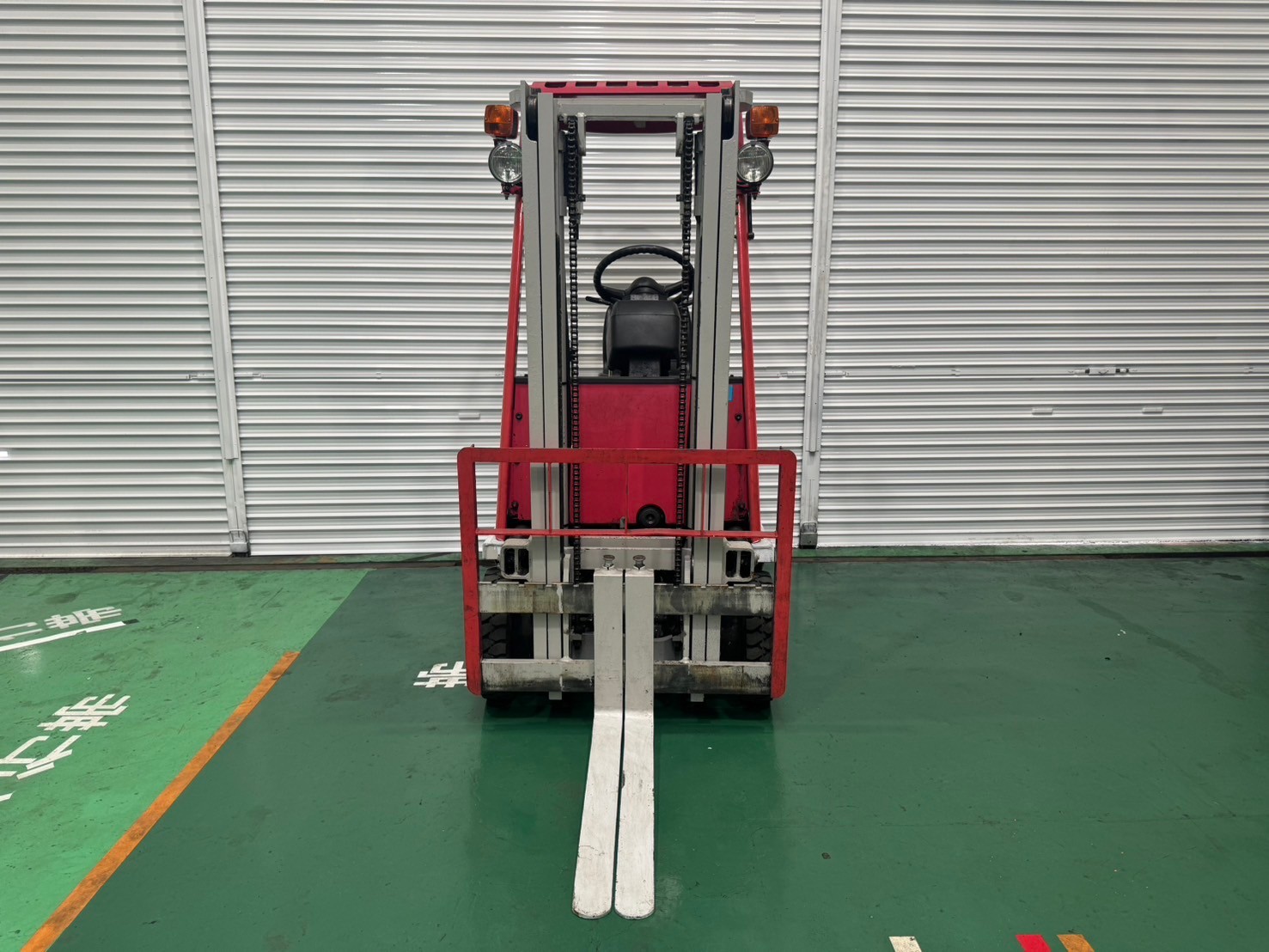 トヨタ中古フォークリフト【3FBK9】［No.90］屋内作業に最適！詳しくはスタッフまで！