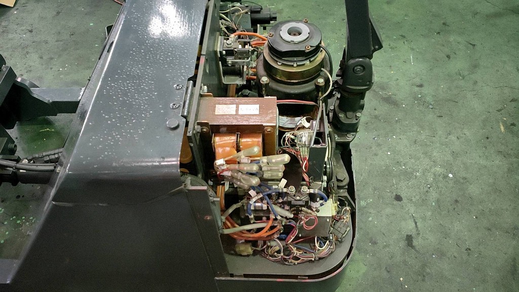 ニチユ中古フォークリフト【FBD9-70-150T】［No.1025］屋内作業