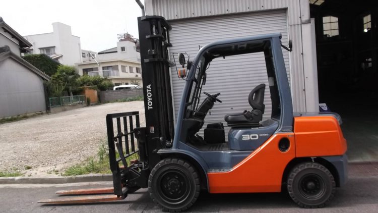 トヨタ TOYOTA 中古フォークリフト forklift ディーゼル 2002年式 ヒンジ フォークシフター フォークポジショナー 4mハイマスト