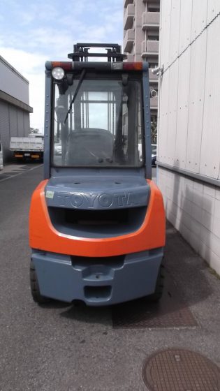 トヨタ TOYOTA 中古フォークリフト forklift ディーゼル 2002年式 ヒンジ フォークシフター フォークポジショナー 4mハイマスト