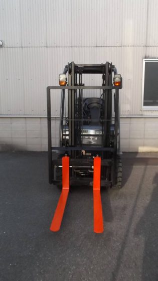 トヨタ Toyota 中古フォークリフト forklift ガソリン 2013年式 サイドシフト 3Mマスト