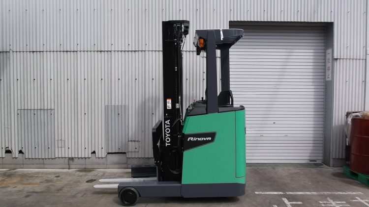 トヨタ Toyota 中古フォークリフト forklift バッテリーリーチ 2018年式 3段フルフリー5.5Mマスト