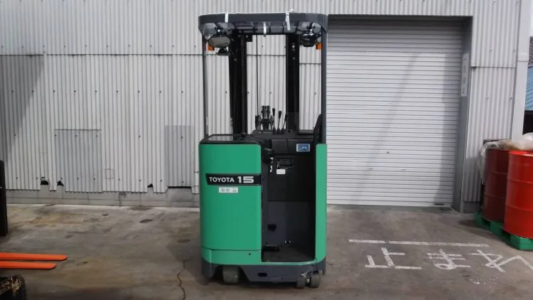 トヨタ Toyota 中古フォークリフト forklift バッテリーリーチ 2018年式 3段フルフリー5.5Mマスト