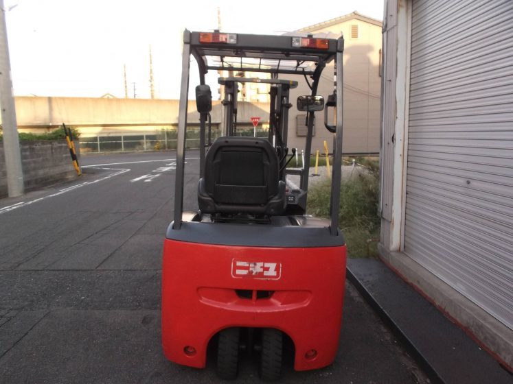 ニチユ NCHIYU 中古フォークリフト forklift バッテリーカウンター3輪タイプ サイドシフト 2012年式