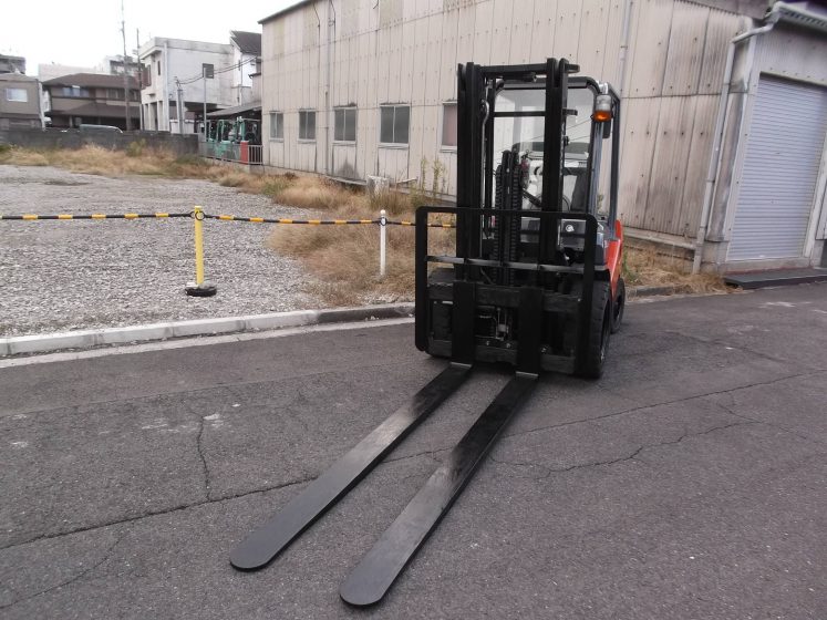 トヨタ Toyota 中古フォークリフト forklift ガソリン 2015年式 サイドシフト 2段フルフリー3Mマスト