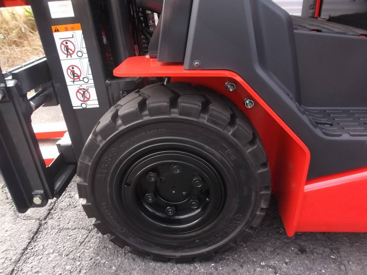 ニチユ NCHIYU 中古フォークリフト forklift バッテリーカウンター 3段フルフリー5Mマスト サイドシフト