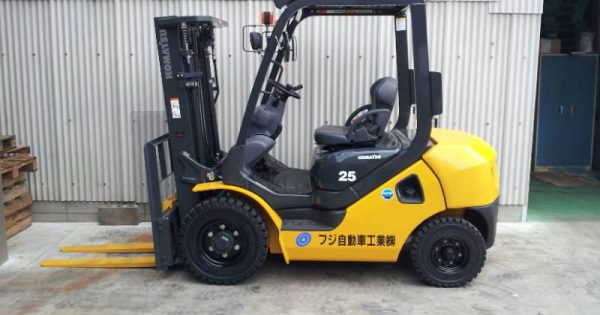 フォークリフト レンタル コマツ FD25T-17 | お知らせ
