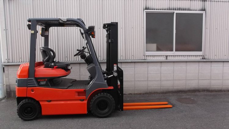 トヨタ Toyota 中古フォークリフト forklift バッテリーカウンター 2013年式 2段フルフリー3Mマスト