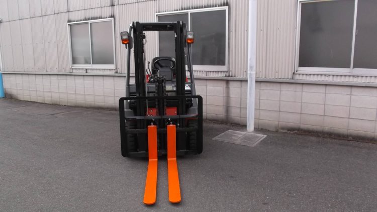 トヨタ Toyota 中古フォークリフト forklift バッテリーカウンター 2013年式 2段フルフリー3Mマスト