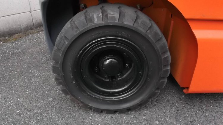 トヨタ Toyota 中古フォークリフト forklift バッテリーカウンター 2013年式 2段フルフリー3Mマスト