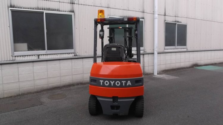 トヨタ TOYOTA 中古フォークリフト forklift バッテリー 2015年式 3Mマスト