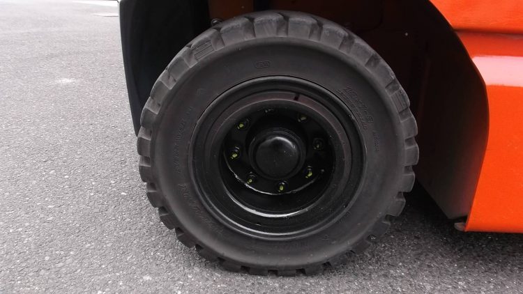 トヨタ TOYOTA 中古フォークリフト forklift バッテリー 2015年式 3Mマスト