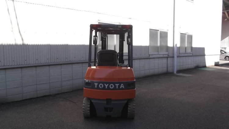トヨタ Toyota 中古フォークリフト forklift バッテリーカウンター 2014年式 3段フルフリー4.5Mハイマスト