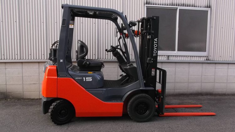 トヨタ TOYOTA 中古フォークリフト forklift ガソリン&LPG併用 2016年式 フォークポジショナー2本レバー式 3mマスト