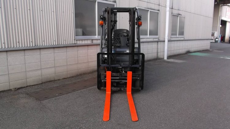 トヨタ TOYOTA 中古フォークリフト forklift ガソリン&LPG併用 2016年式 フォークポジショナー2本レバー式 3mマスト