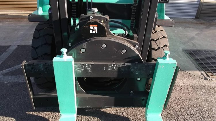 三菱 MITSUBISHI 中古フォークリフト forklift ディーゼル 2017年式 全回転フォーク 2段4mハイマスト
