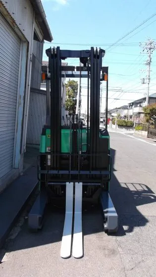 トヨタ Toyota 中古フォークリフト forklift バッテリーリーチ 2019年式 3段フルフリー5.5Mマスト