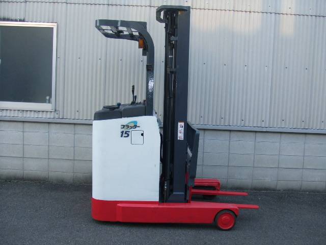 ニチユ NICHIYU 中古フォークリフト forklift バッテリーリーチ 2006年式 3段フルフリーマスト 5.5Mマスト
