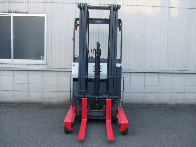 ニチユ NICHIYU 中古フォークリフト forklift バッテリーリーチ 2006年式 3段フルフリーマスト 5.5Mマスト